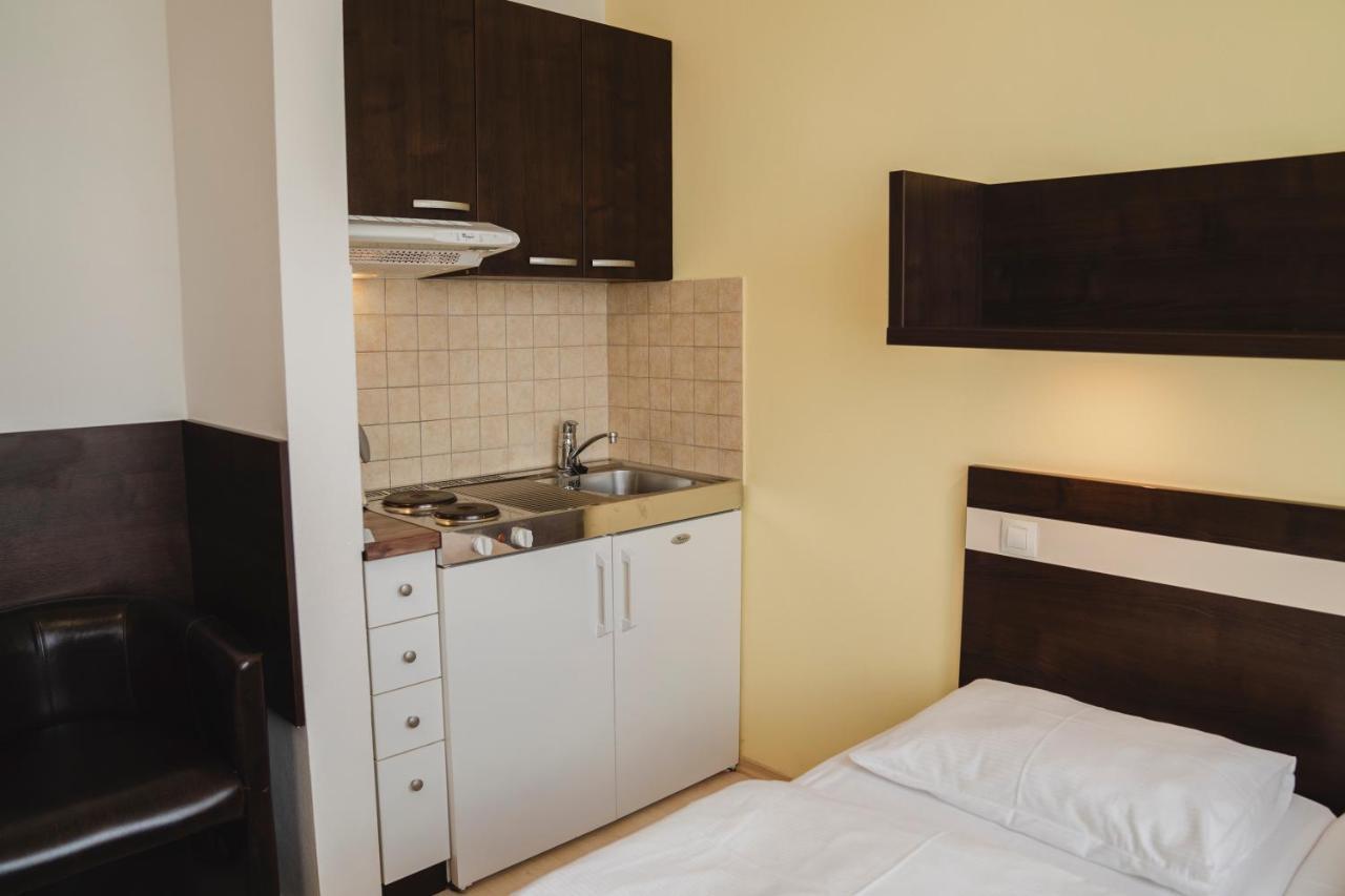Apartman Angelika Besenova Luaran gambar