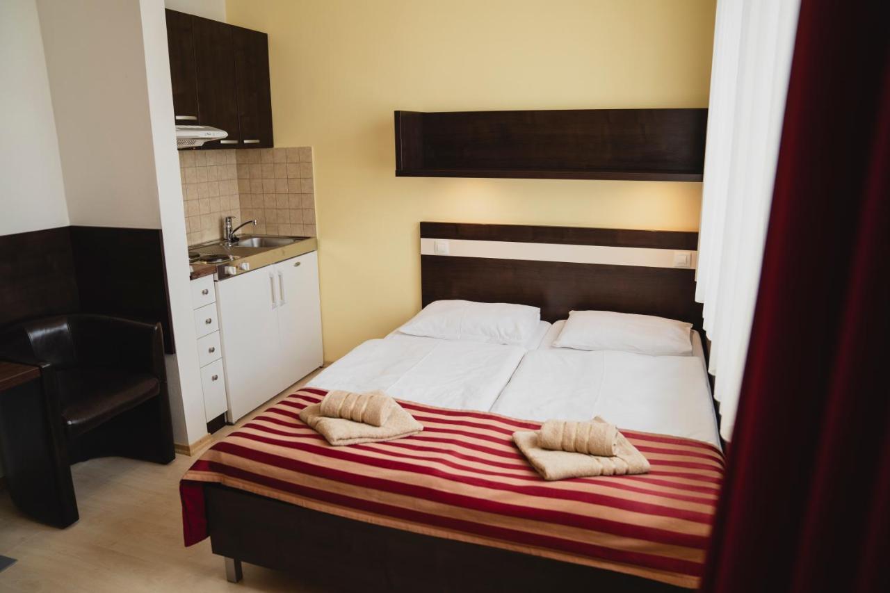 Apartman Angelika Besenova Luaran gambar