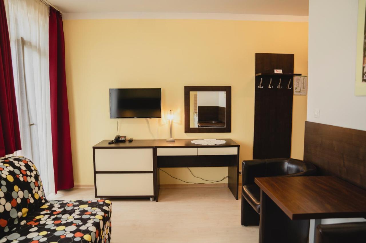 Apartman Angelika Besenova Luaran gambar
